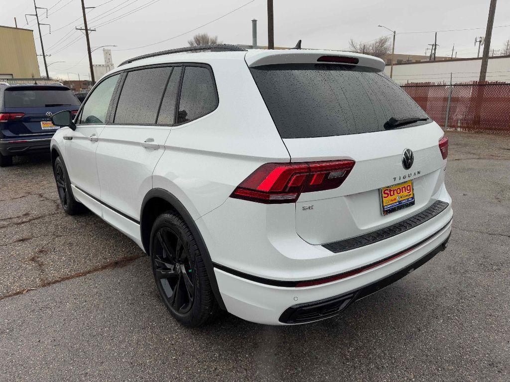 new 2024 Volkswagen Tiguan car, priced at $34,368