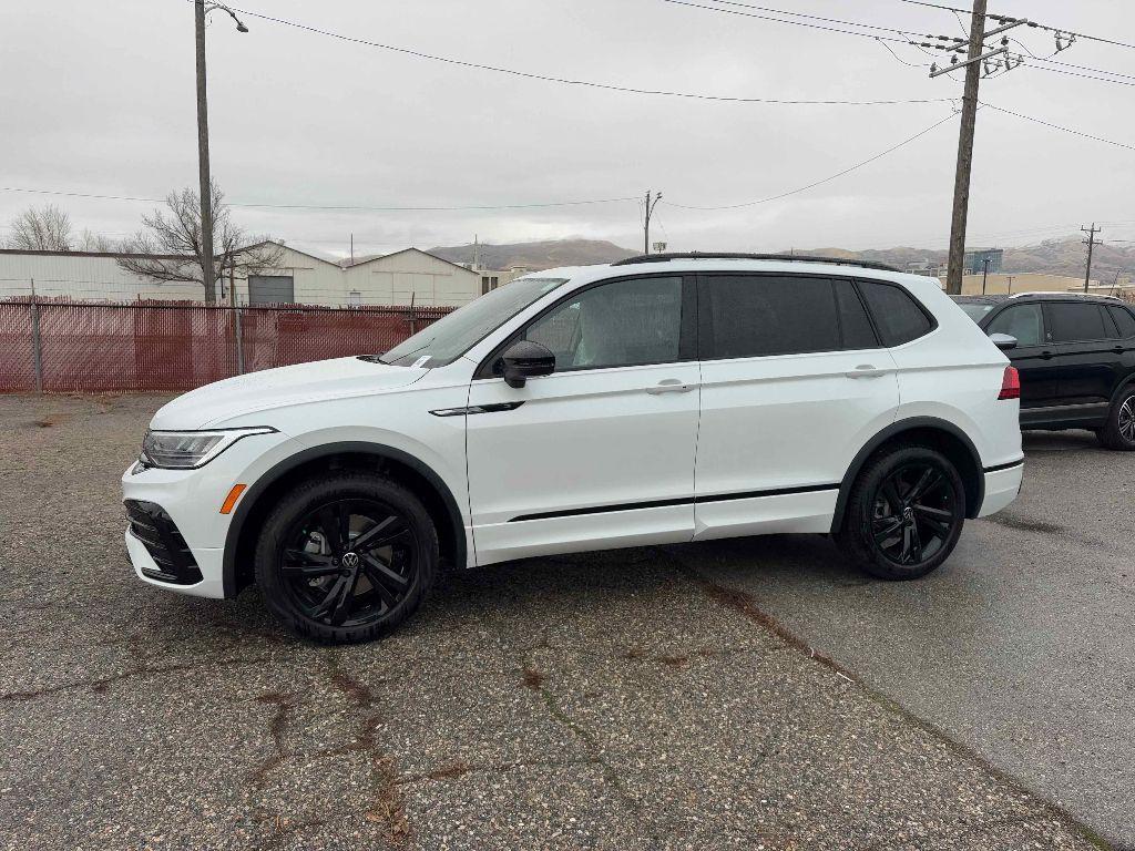 new 2024 Volkswagen Tiguan car, priced at $34,368