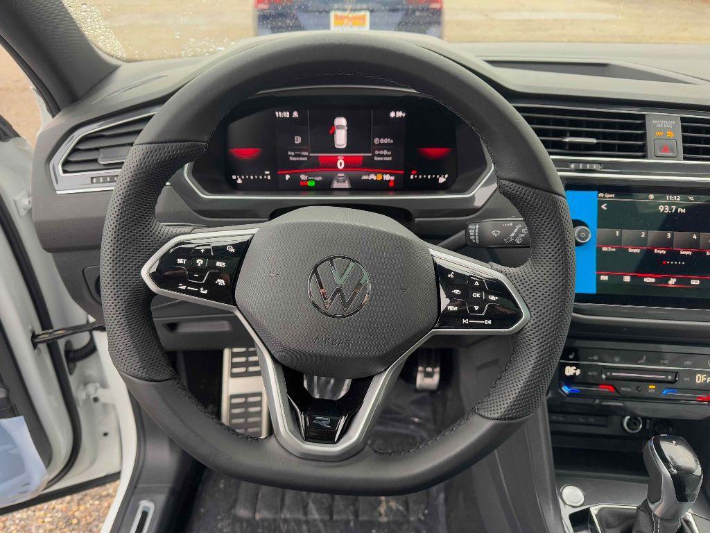 new 2024 Volkswagen Tiguan car, priced at $34,368