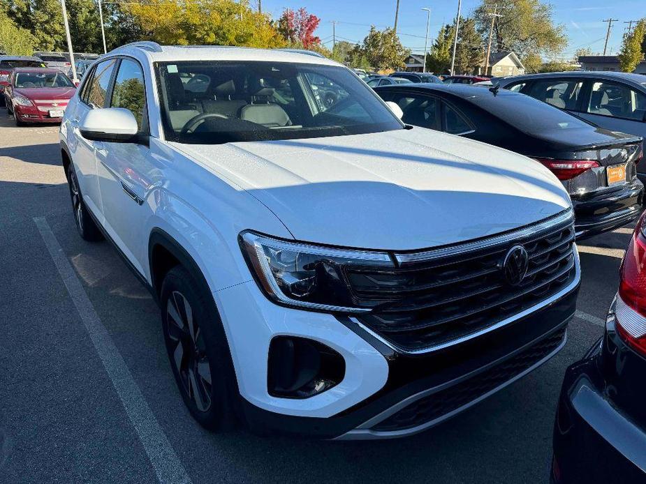 new 2024 Volkswagen Atlas Cross Sport car, priced at $38,055