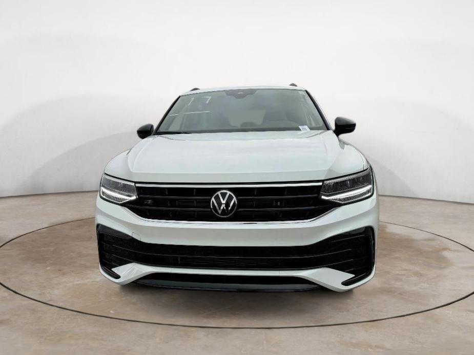 new 2024 Volkswagen Tiguan car, priced at $34,868