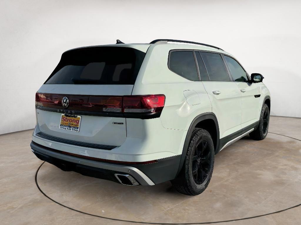 new 2025 Volkswagen Atlas car, priced at $45,513