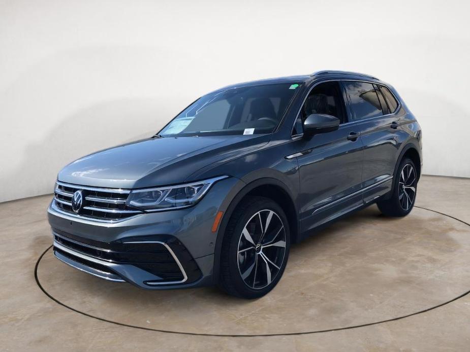 new 2024 Volkswagen Tiguan car, priced at $37,290