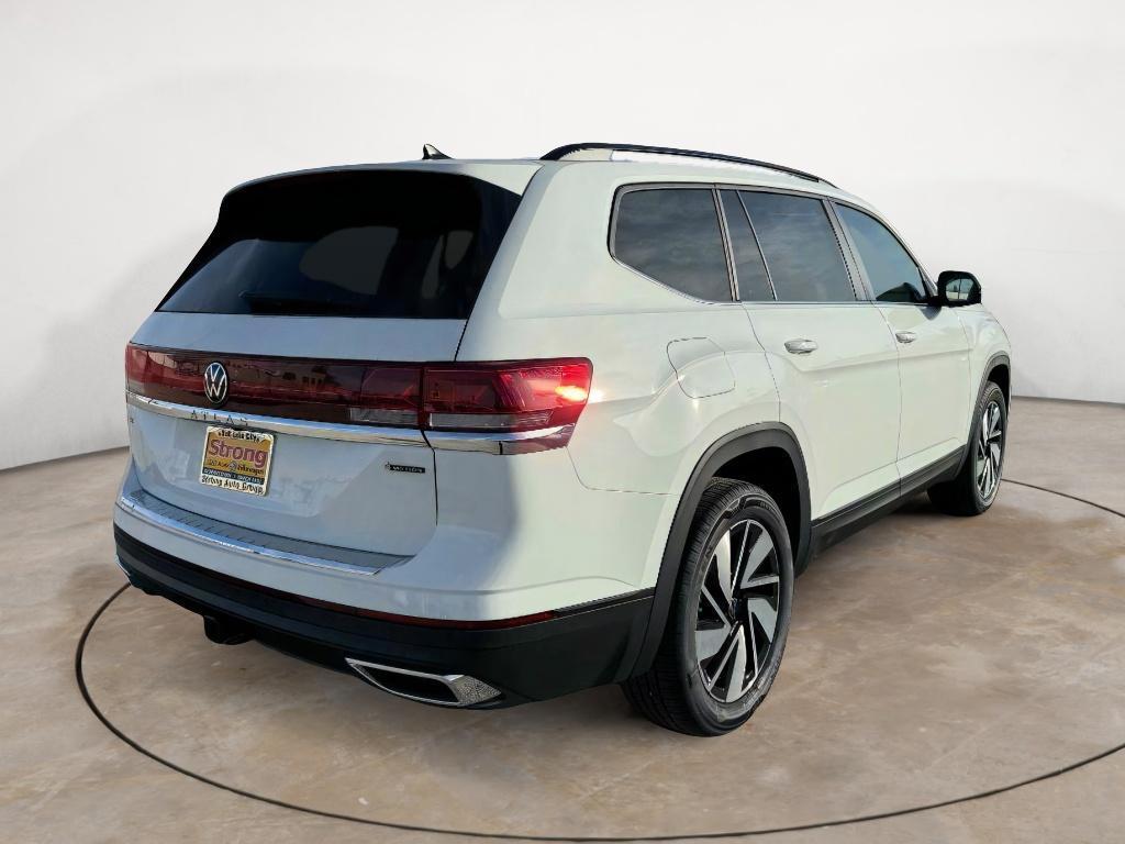 new 2025 Volkswagen Atlas car, priced at $44,003