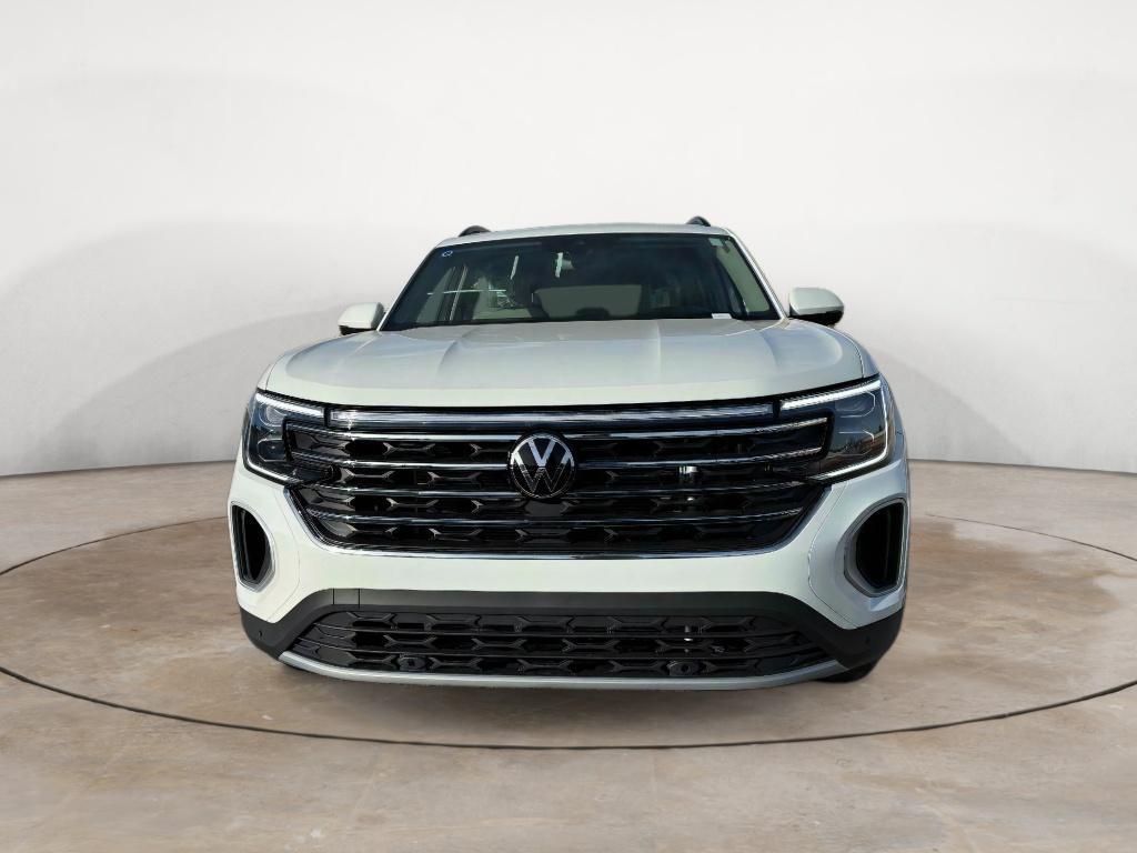 new 2025 Volkswagen Atlas car, priced at $44,003