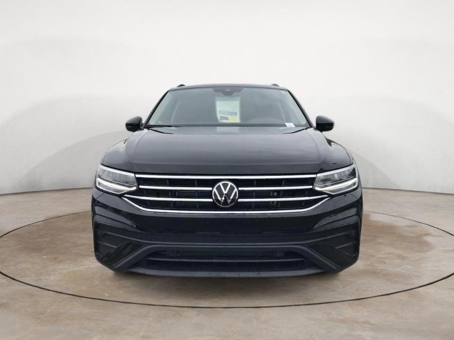 new 2024 Volkswagen Tiguan car, priced at $28,655