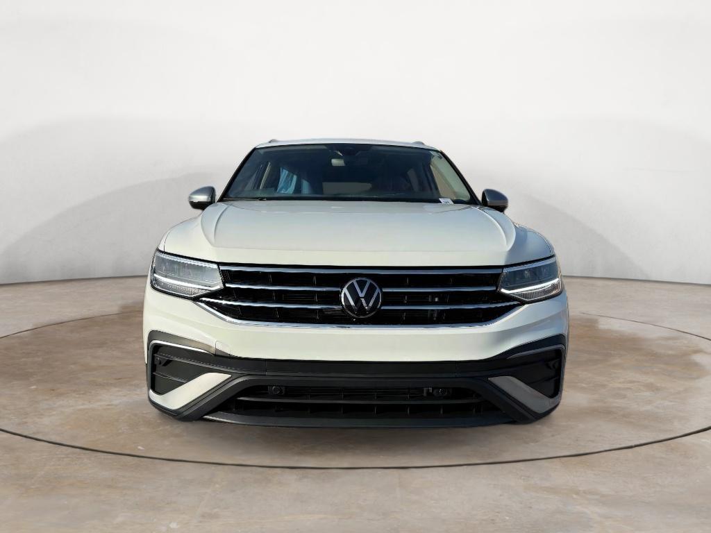 new 2024 Volkswagen Tiguan car, priced at $31,413