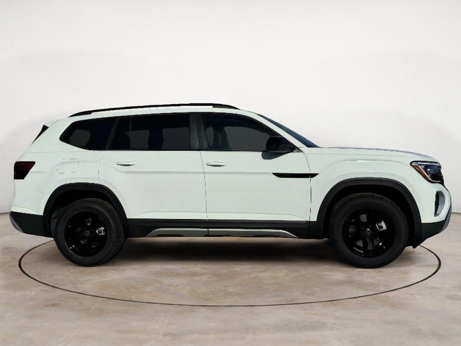 new 2024 Volkswagen Atlas car, priced at $44,015