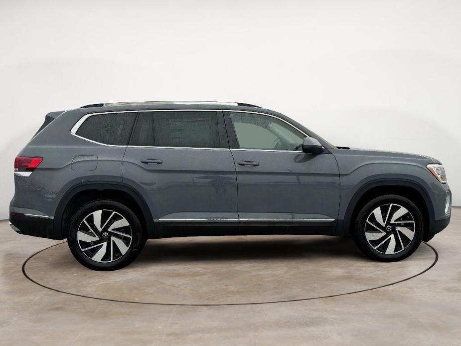 new 2025 Volkswagen Atlas car, priced at $52,159