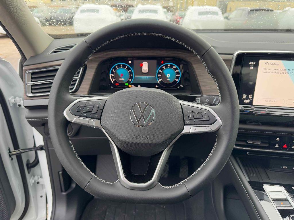 new 2025 Volkswagen Atlas car, priced at $47,107