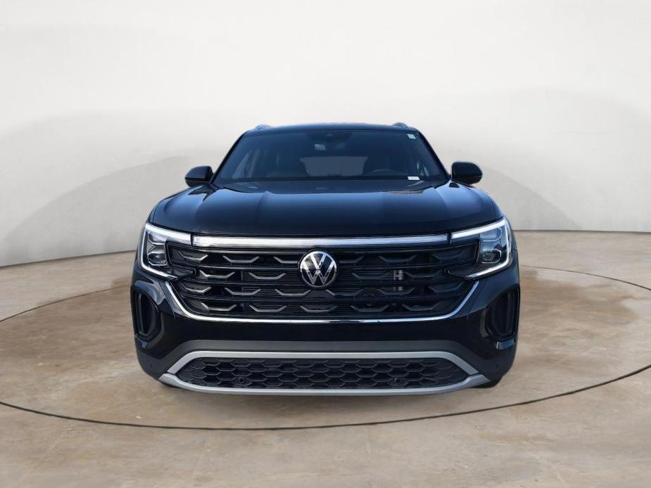 new 2024 Volkswagen Atlas Cross Sport car, priced at $41,060