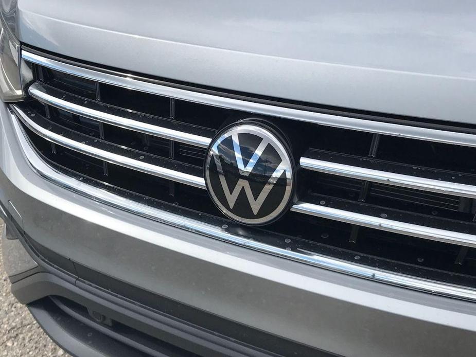 new 2024 Volkswagen Tiguan car, priced at $32,465