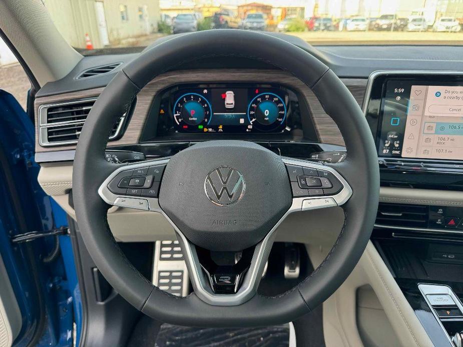 new 2025 Volkswagen Atlas car, priced at $52,125