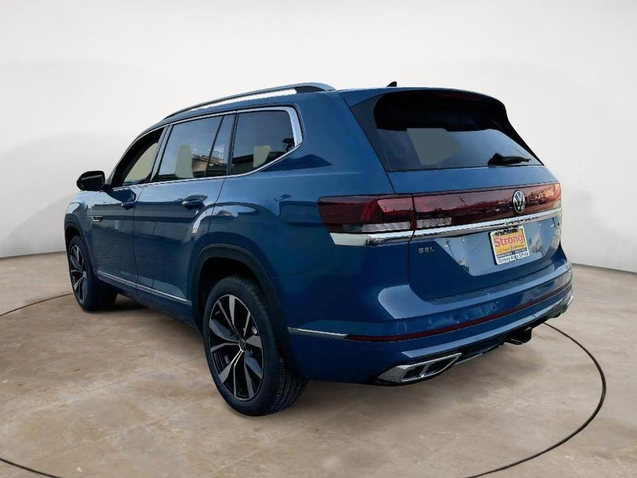 new 2025 Volkswagen Atlas car, priced at $52,125