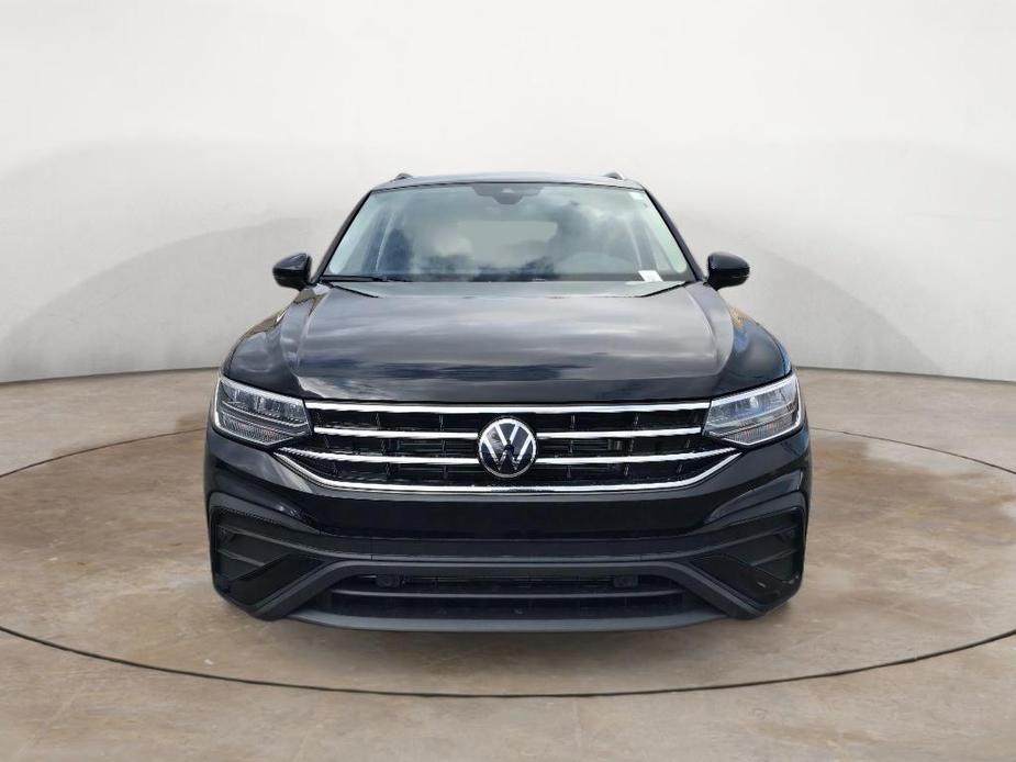 new 2024 Volkswagen Tiguan car, priced at $32,292