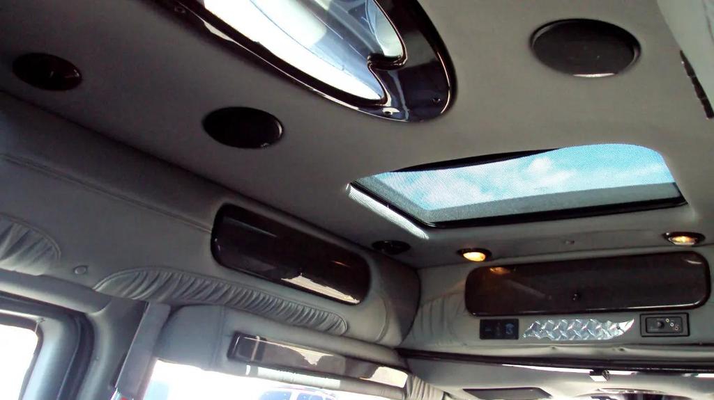 used 2010 GMC Savana 1500 car, priced at $18,988