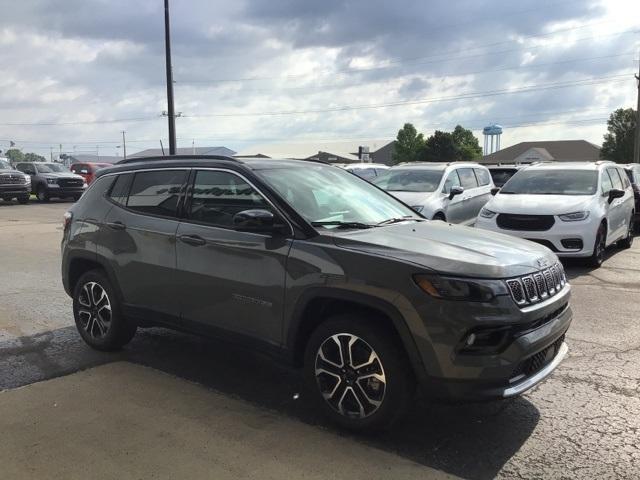 new 2024 Jeep Compass car, priced at $33,559