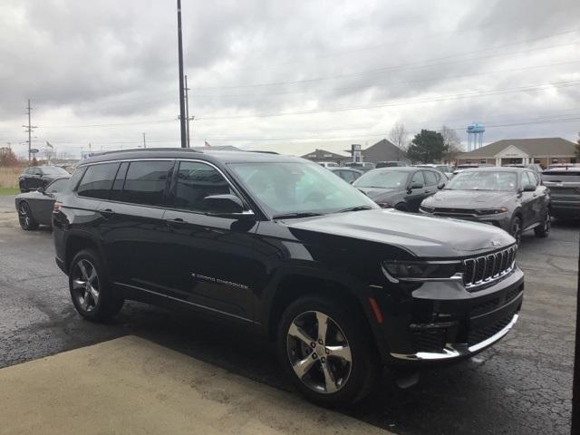 new 2025 Jeep Grand Cherokee L car, priced at $51,879