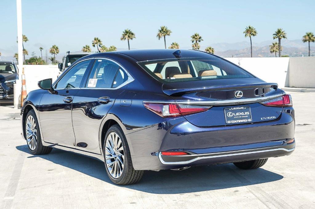 new 2025 Lexus ES 300h car, priced at $56,204
