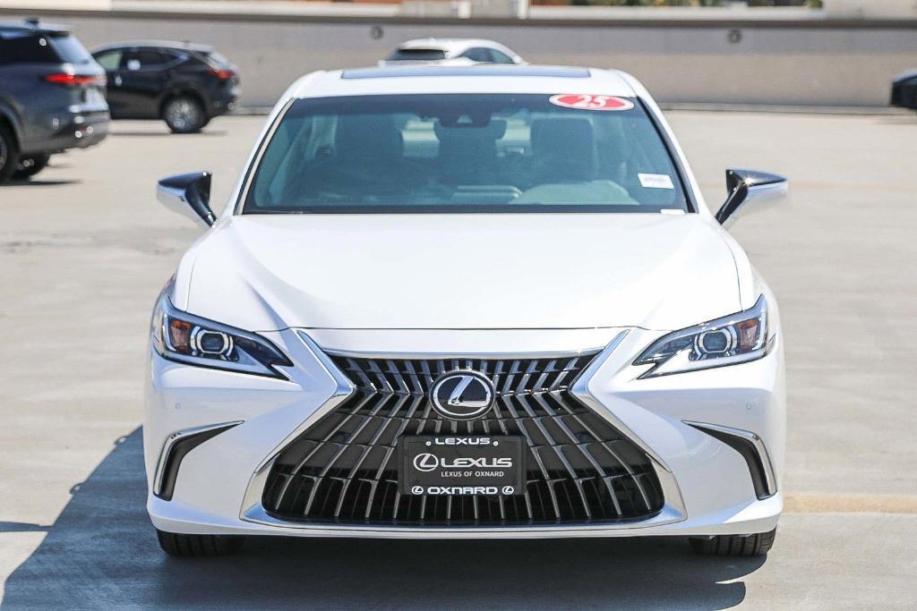 used 2025 Lexus ES 300h car, priced at $42,995