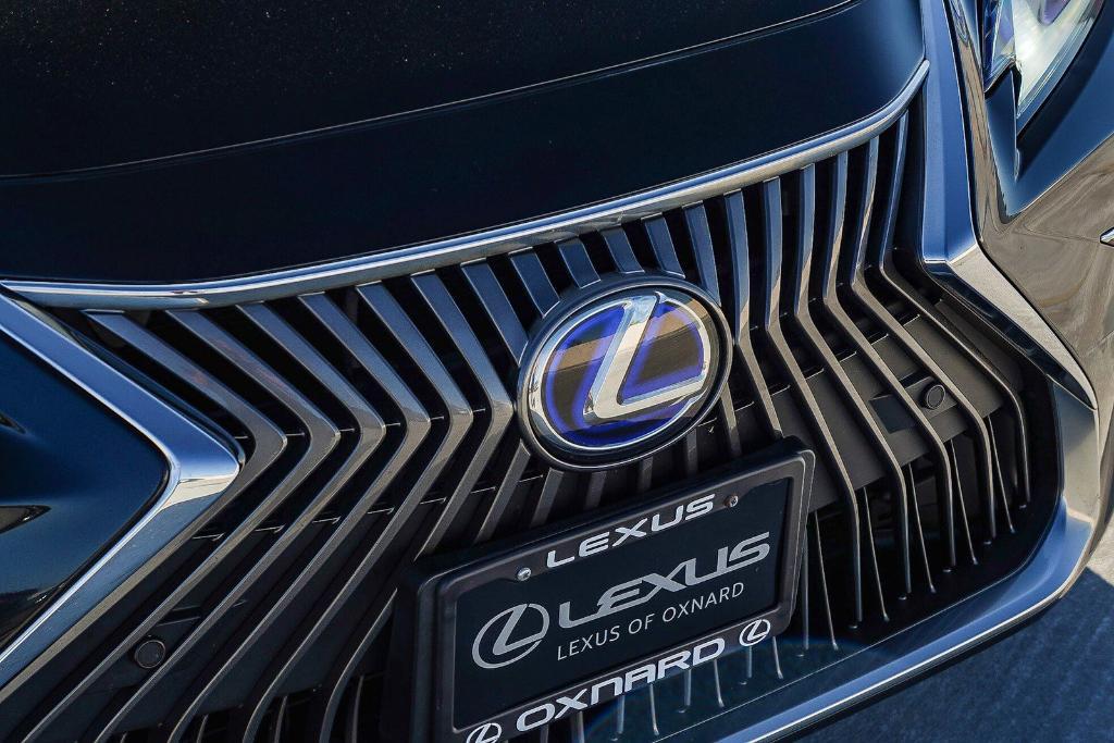 used 2021 Lexus ES 300h car, priced at $26,988