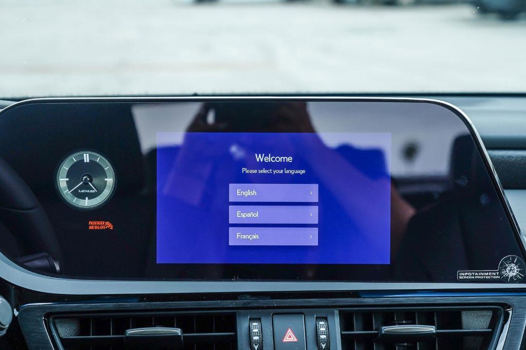 new 2025 Lexus ES 300h car, priced at $48,150