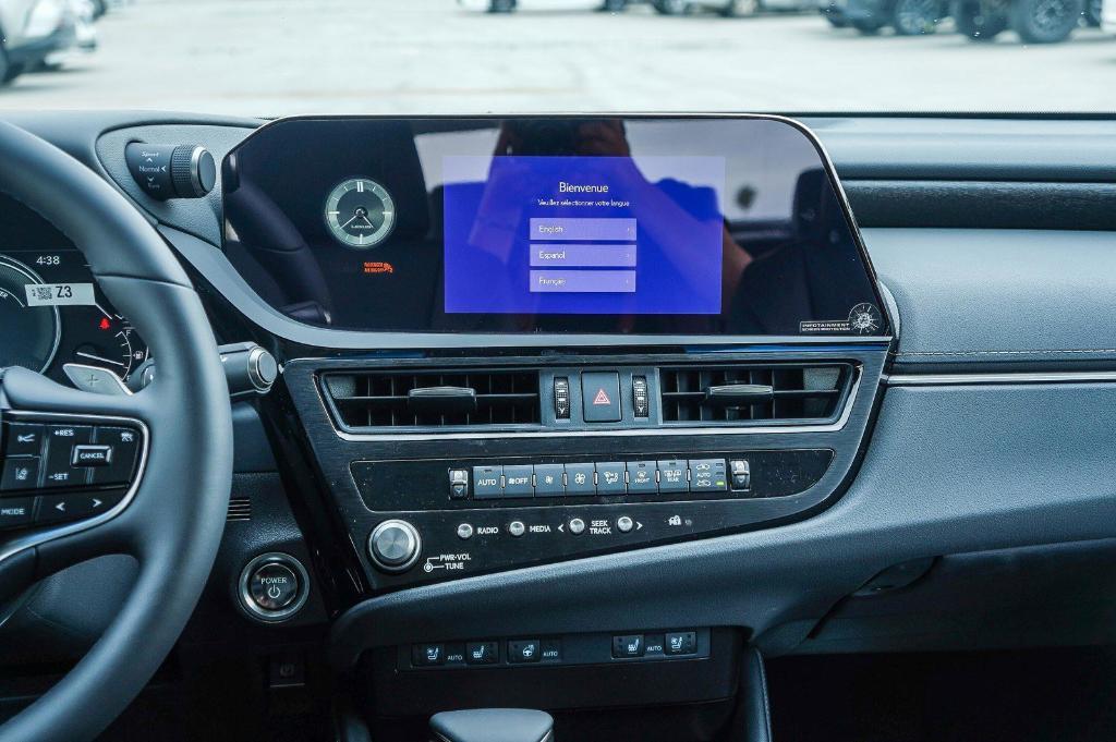 new 2025 Lexus ES 300h car, priced at $48,150