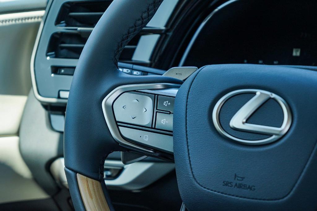 new 2025 Lexus RX 350 car, priced at $60,180