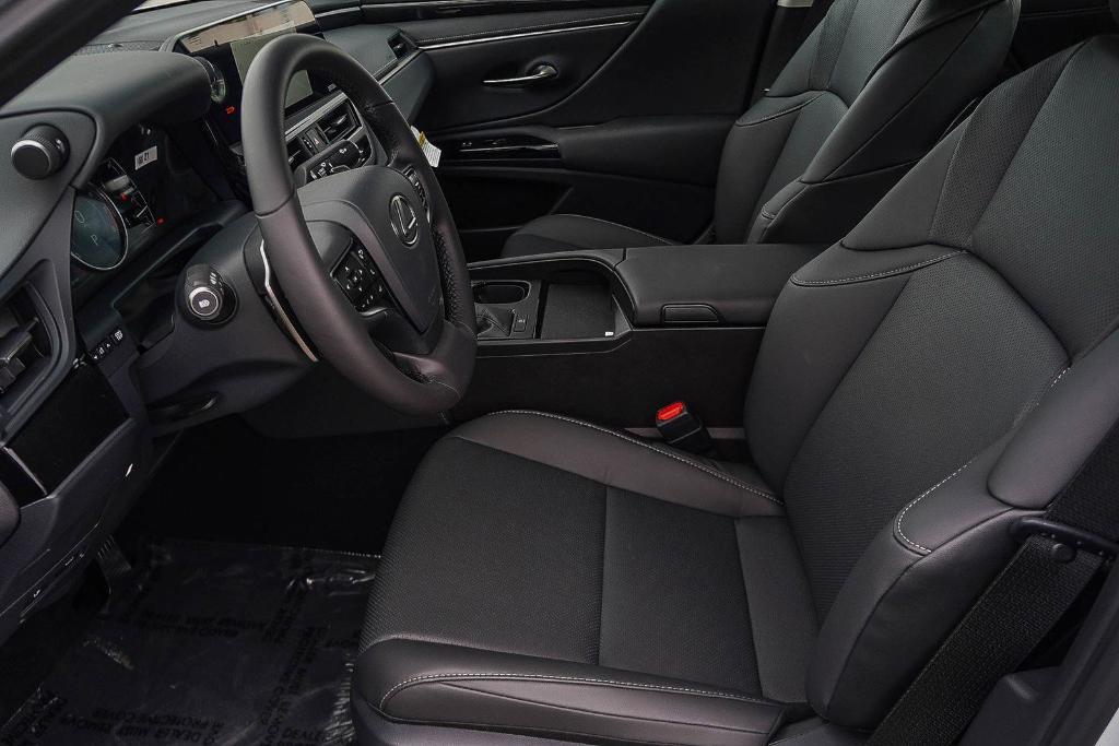 new 2025 Lexus ES 350 car, priced at $42,123