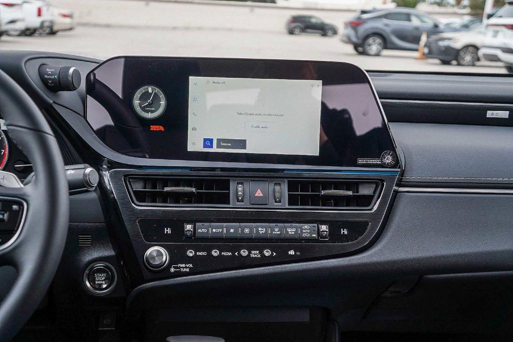 new 2025 Lexus ES 350 car, priced at $42,123