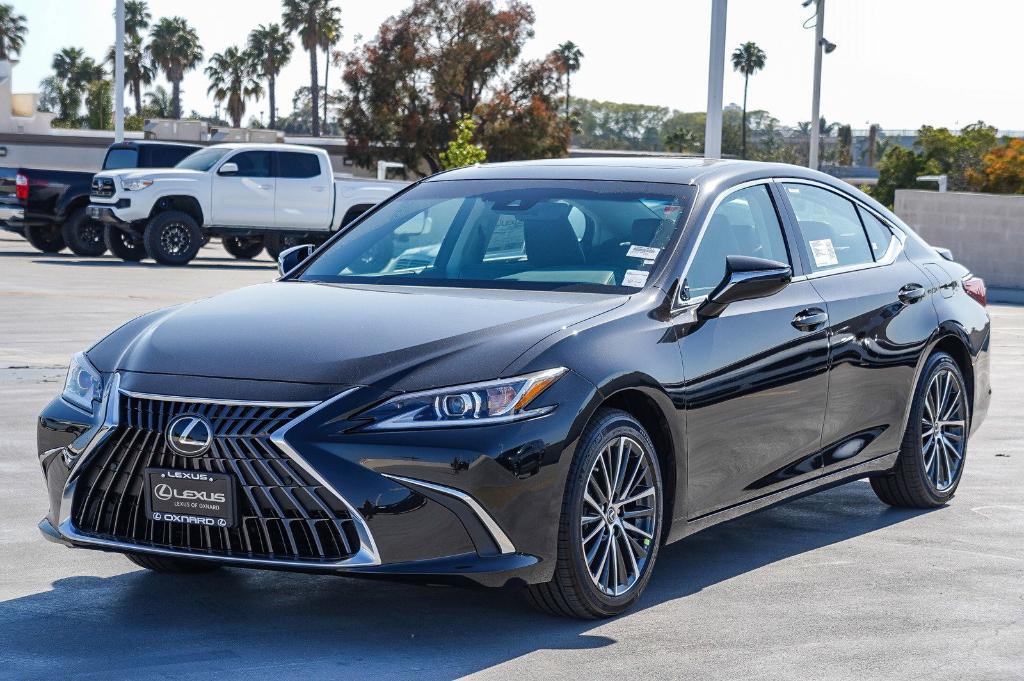 new 2025 Lexus ES 300h car, priced at $46,068