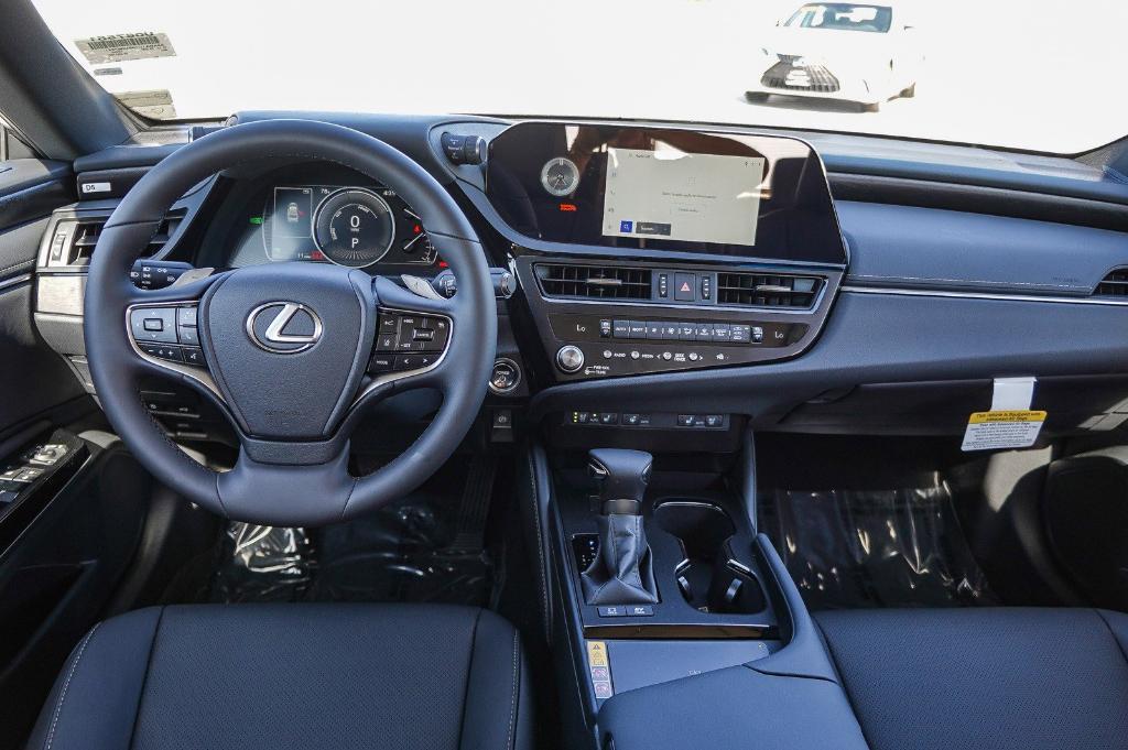 new 2025 Lexus ES 300h car, priced at $46,068
