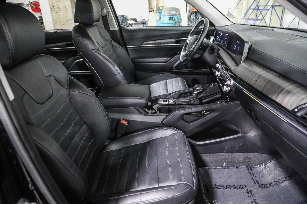 used 2023 Kia Telluride car, priced at $38,995