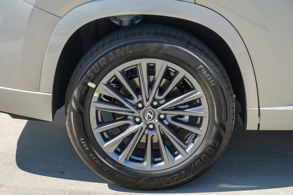 new 2025 Lexus TX 350 car, priced at $57,919