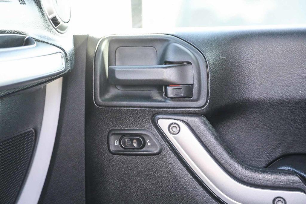 used 2018 Jeep Wrangler JK Unlimited car, priced at $26,995