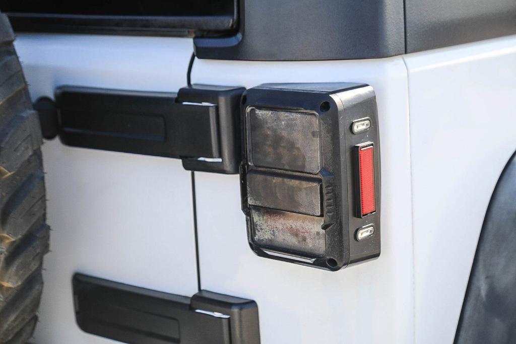 used 2018 Jeep Wrangler JK Unlimited car, priced at $26,995