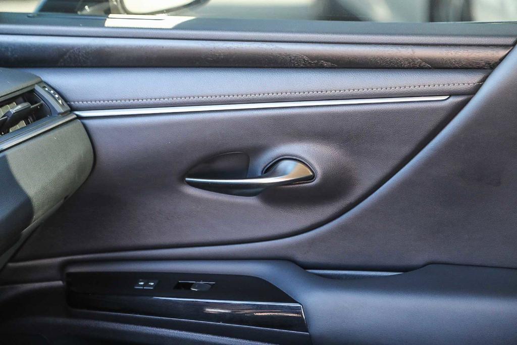 used 2024 Lexus ES 350 car, priced at $35,985