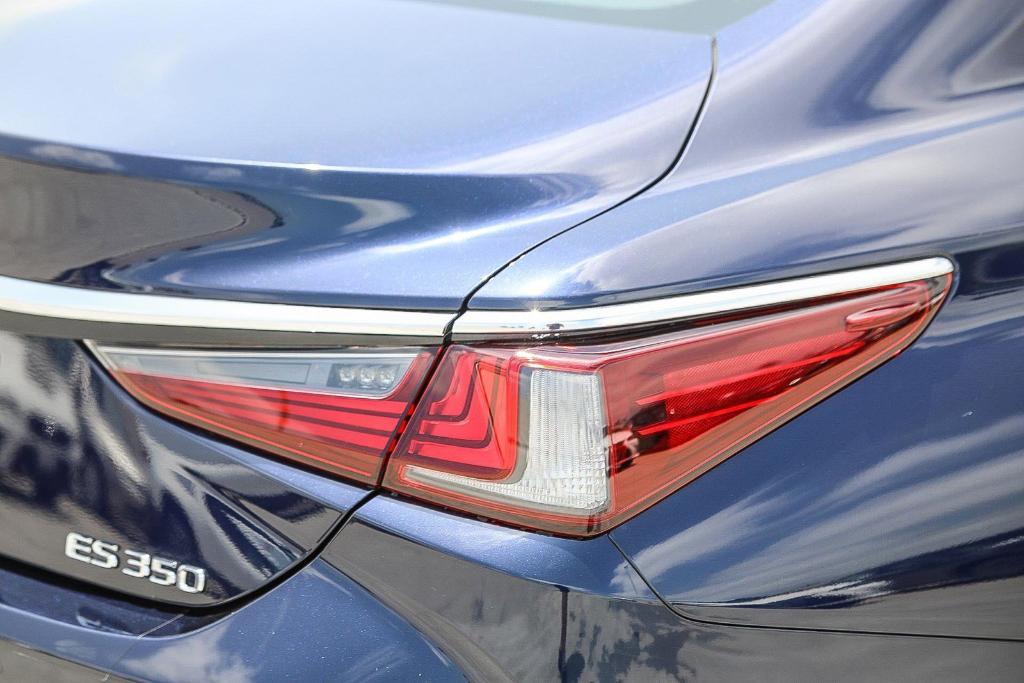 used 2023 Lexus ES 350 car, priced at $35,995