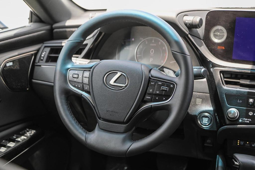 used 2023 Lexus ES 350 car, priced at $35,995