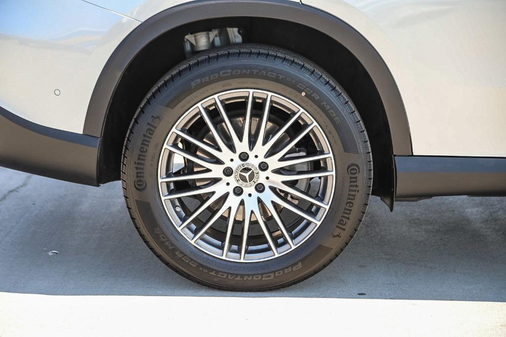 used 2023 Mercedes-Benz GLC 300 car, priced at $35,995