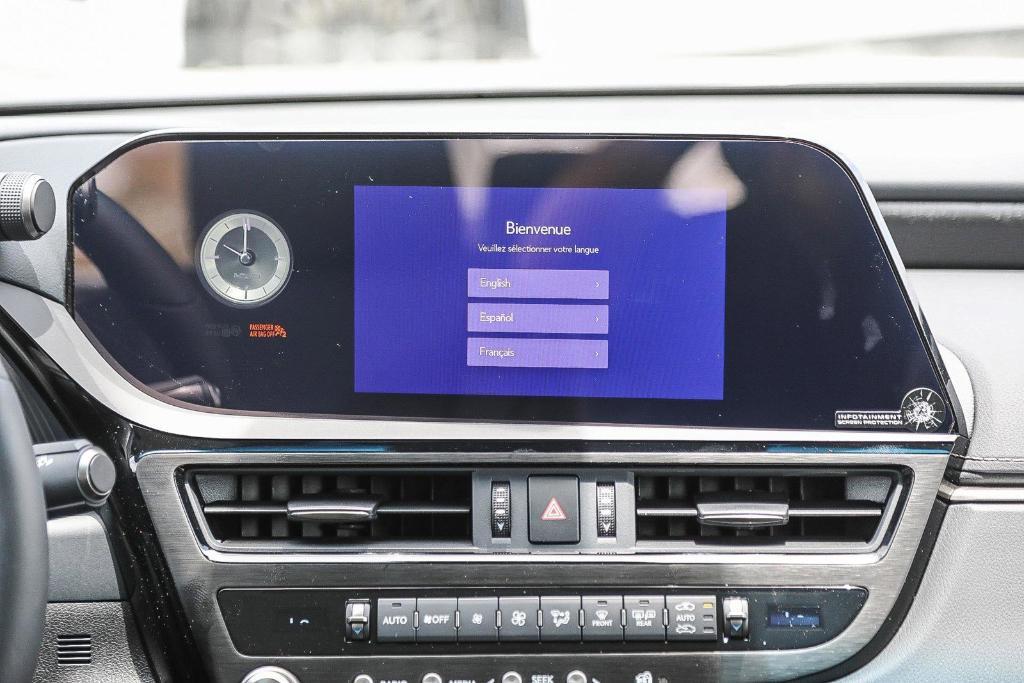 new 2025 Lexus ES 300h car, priced at $48,640