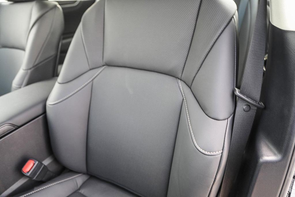 new 2025 Lexus ES 300h car, priced at $48,640