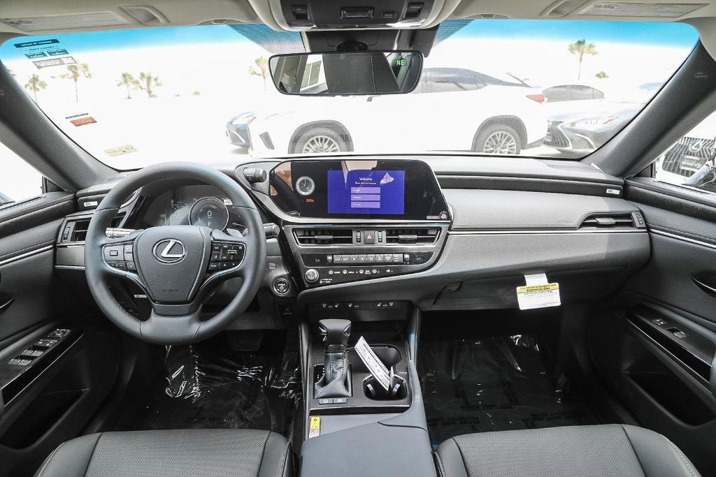 new 2025 Lexus ES 300h car, priced at $48,640