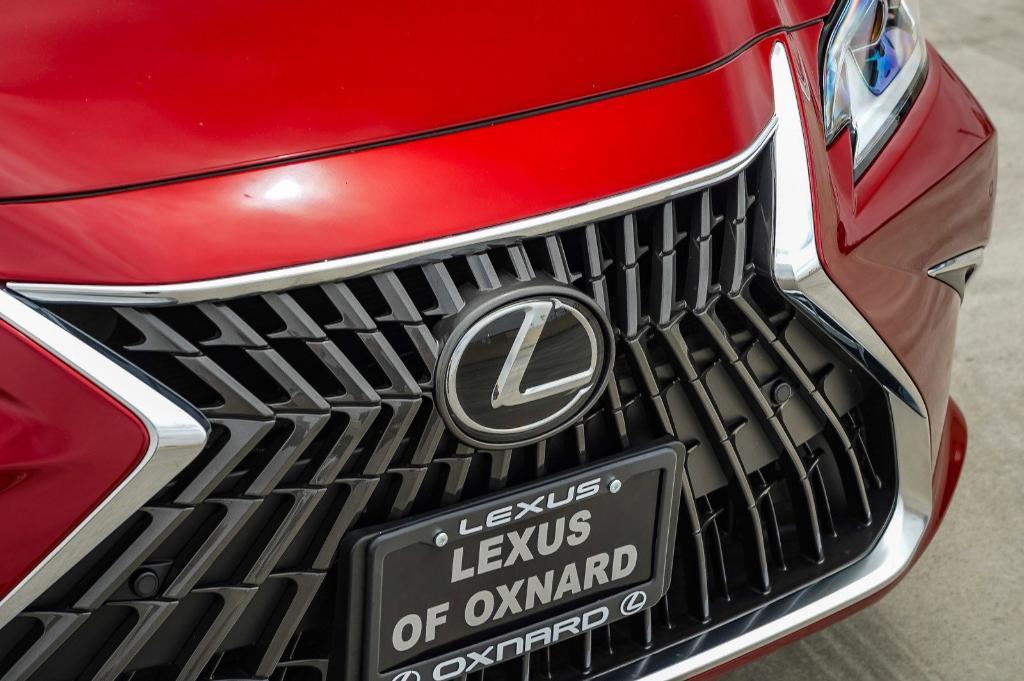 used 2024 Lexus ES 300h car, priced at $42,995