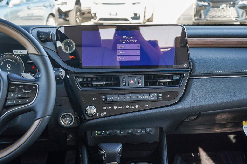 new 2025 Lexus ES 300h car, priced at $56,614