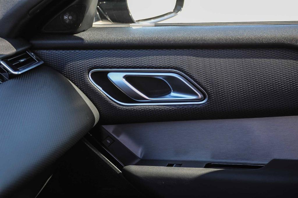 used 2022 Land Rover Range Rover Velar car, priced at $32,990