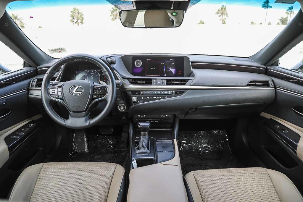 used 2021 Lexus ES 350 car, priced at $26,985