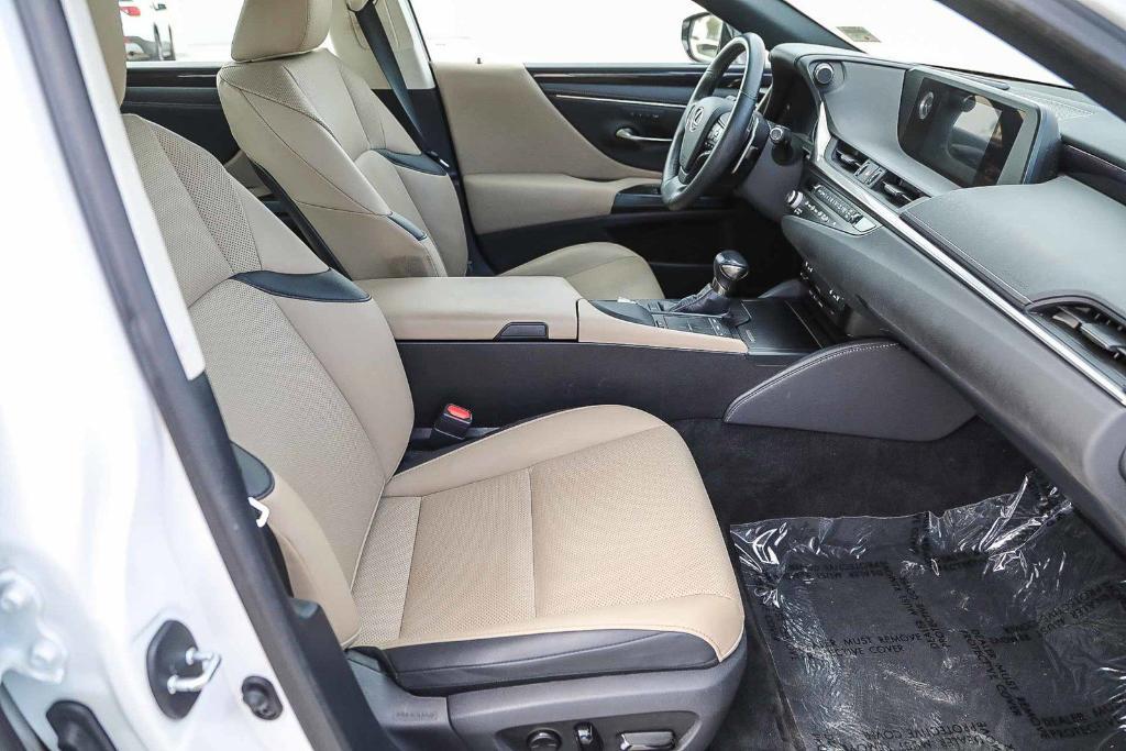 used 2021 Lexus ES 350 car, priced at $26,985