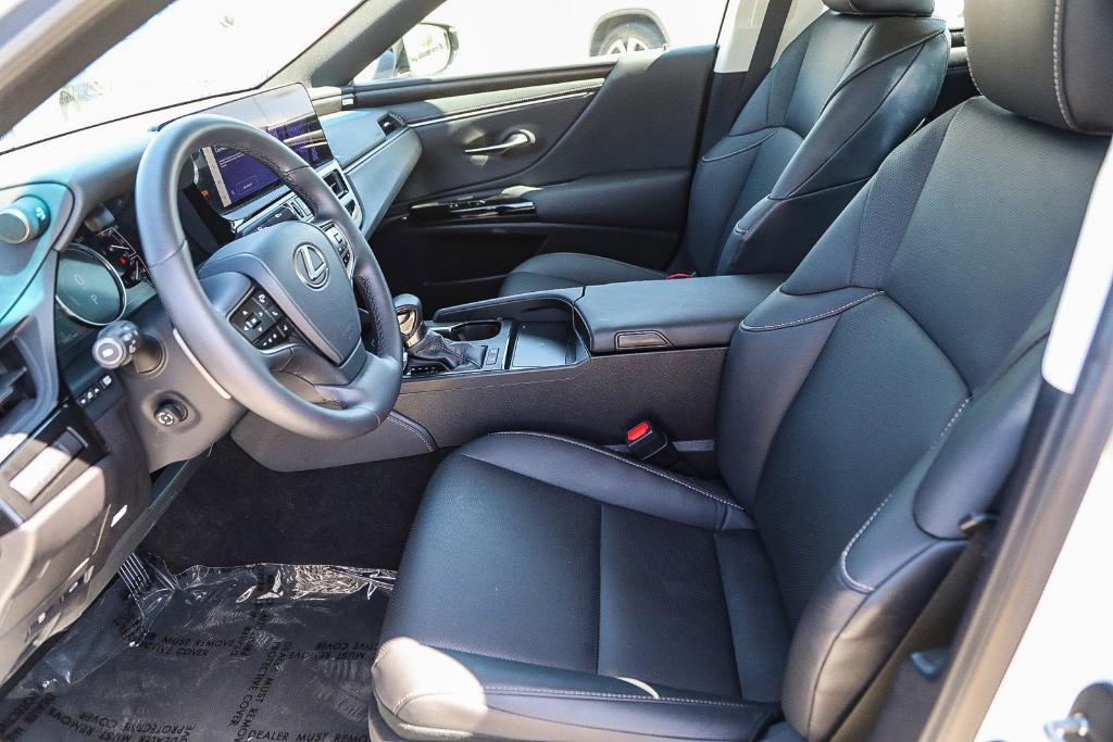 used 2025 Lexus ES 300h car, priced at $43,995