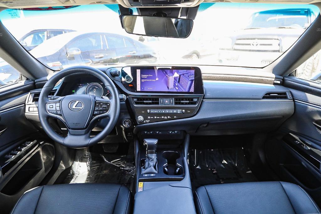 used 2025 Lexus ES 300h car, priced at $43,995